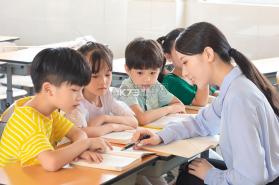 小学英语同步学 v3.3.7 安卓app下载 截图